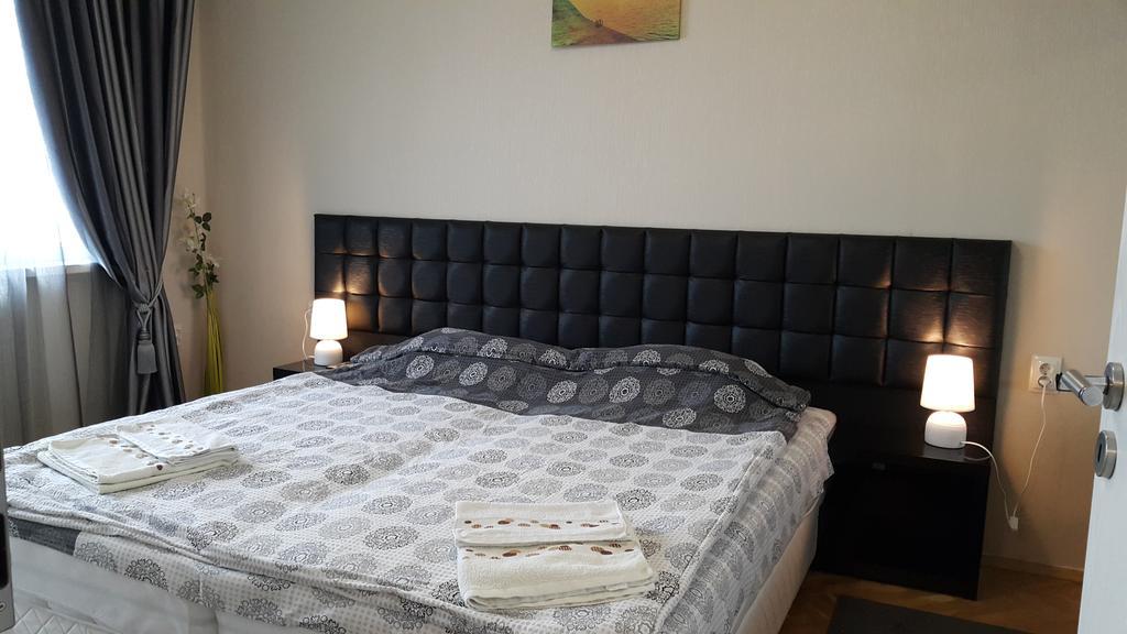 Apartment Plamen Delux Burgasz Kültér fotó